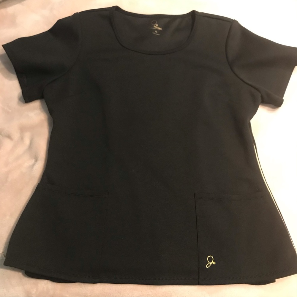 Jaanuu Scrub Top - Black